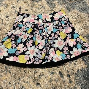 Floral mini skirt